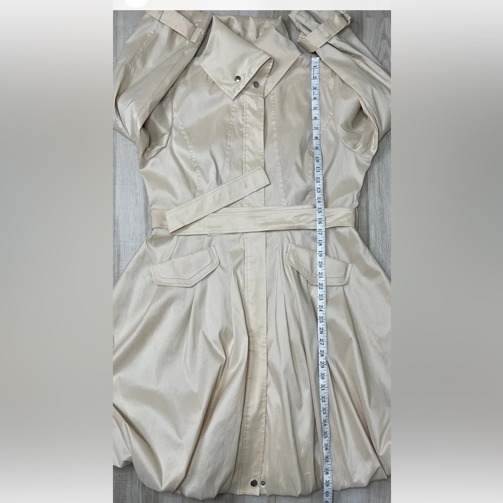 Samuel Dong Bubble Trench Coat. Size: L - Picture 4 of 10